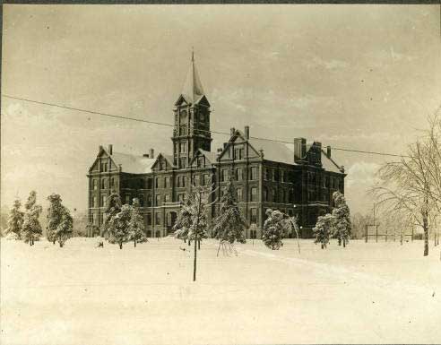 Findlay_College_Winter_Scene-(1).jpg