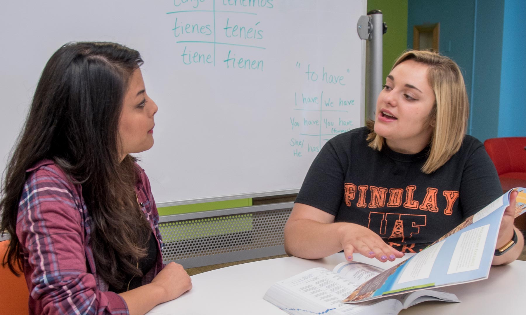 findlay student mentors another student